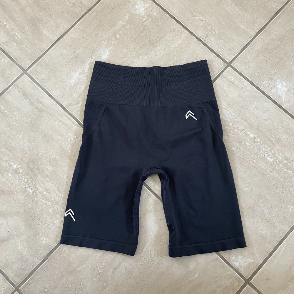 ONER ACTIVE EFFORTLESS BIKE SHORTS - Size S